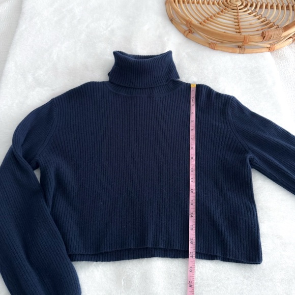Reformation Luisa Cropped Turtleneck Sweater Navy Blue Cashmere - Picture 9 of 10